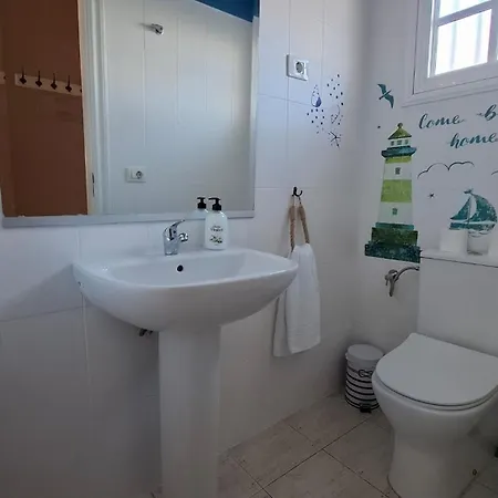 Ideal For Families-children's Play Area, Terrace, Bbq, Wifi