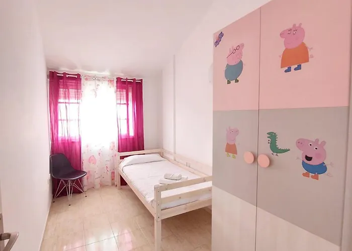 Vakantiehuis Ideal For Families-children's Play Area, Terrace, Bbq, Wifi
