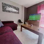 Dom wakacyjny Ideal For Families-children's Play Area, Terrace, Bbq, Wifi