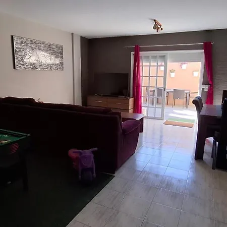 Сasa de vacaciones Ideal For Families-children's Play Area, Terrace, Bbq, Wifi *