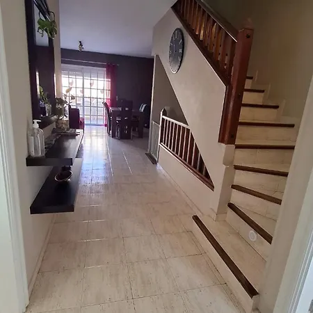 Dom wakacyjny Ideal For Families-children's Play Area, Terrace, Bbq, Wifi San Isidro (Tenerife)