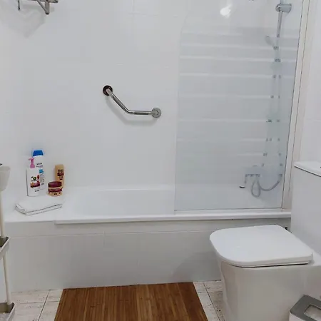 בית נופש Ideal For Families-children's Play Area, Terrace, Bbq, Wifi סן איסידרו