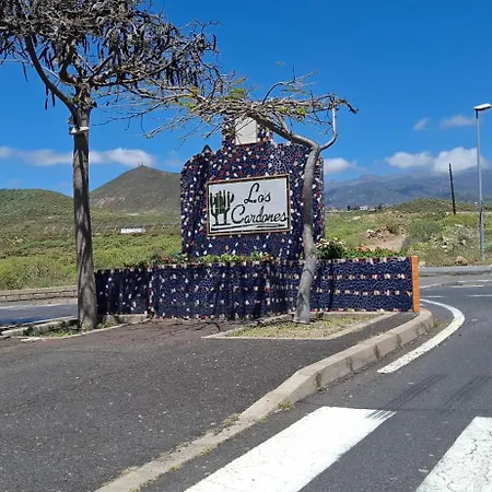 Dom wakacyjny Ideal For Families-children's Play Area, Terrace, Bbq, Wifi San Isidro (Tenerife)