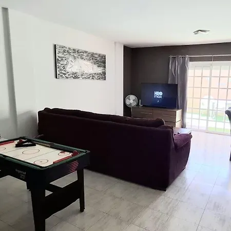 Ideal For Families-children's Play Area, Terrace, Bbq, Wifi