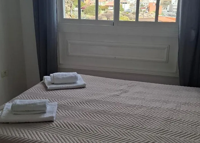 Ideal For Families-children's Play Area, Terrace, Bbq, Wifi *