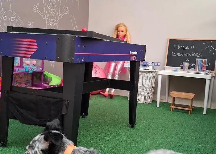 Дом отдыха Ideal For Families-children's Play Area, Terrace, Bbq, Wifi *