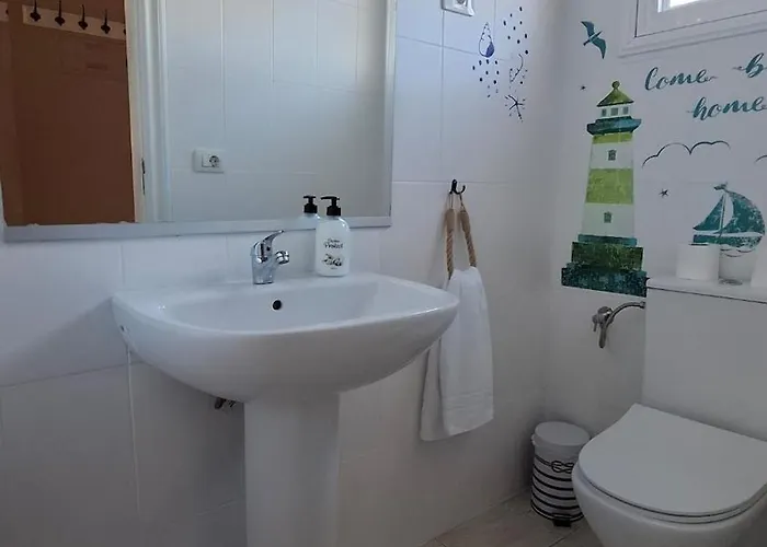 Ideal For Families-children's Play Area, Terrace, Bbq, Wifi