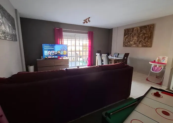 Ideal For Families-children's Play Area, Terrace, Bbq, Wifi Дом отдыха Сан-Исидро